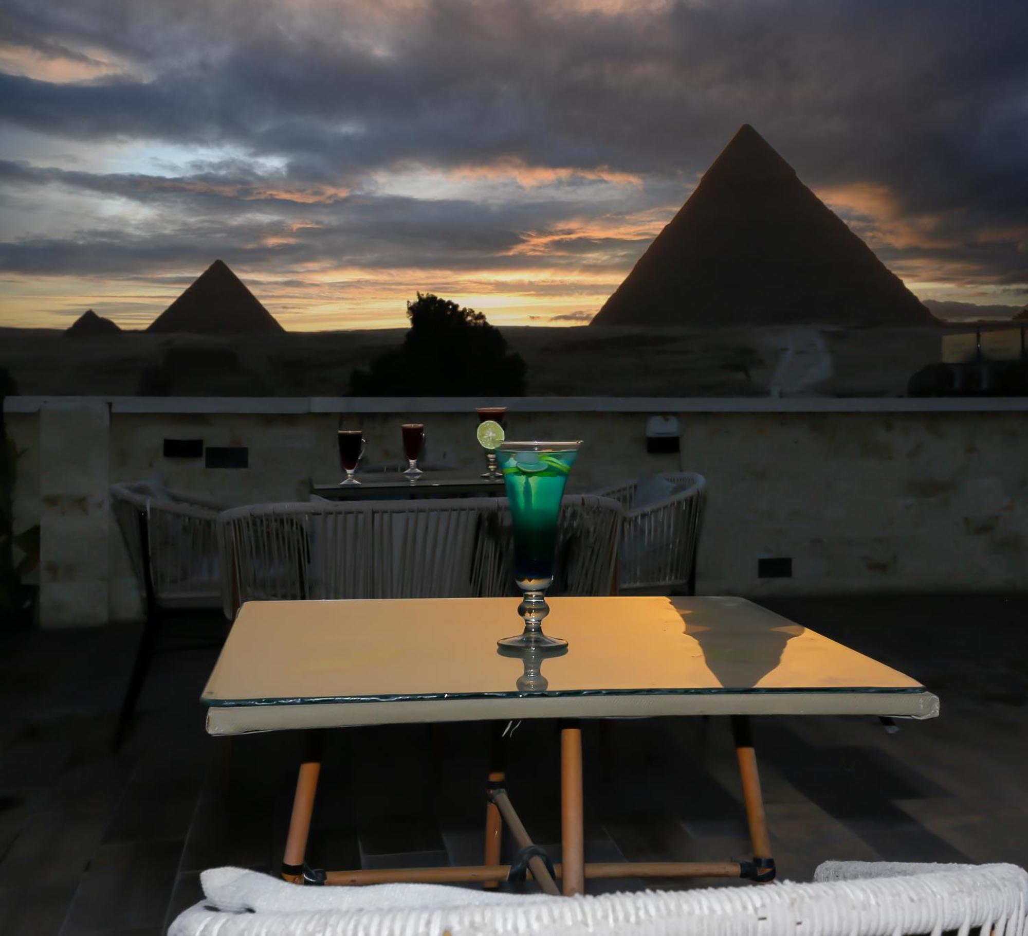 Pyramids Glory Inn Kafret el-Gabal Zewnętrze zdjęcie