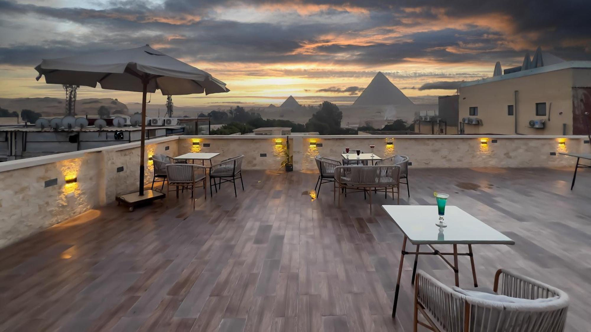 Pyramids Glory Inn Kafret el-Gabal Zewnętrze zdjęcie